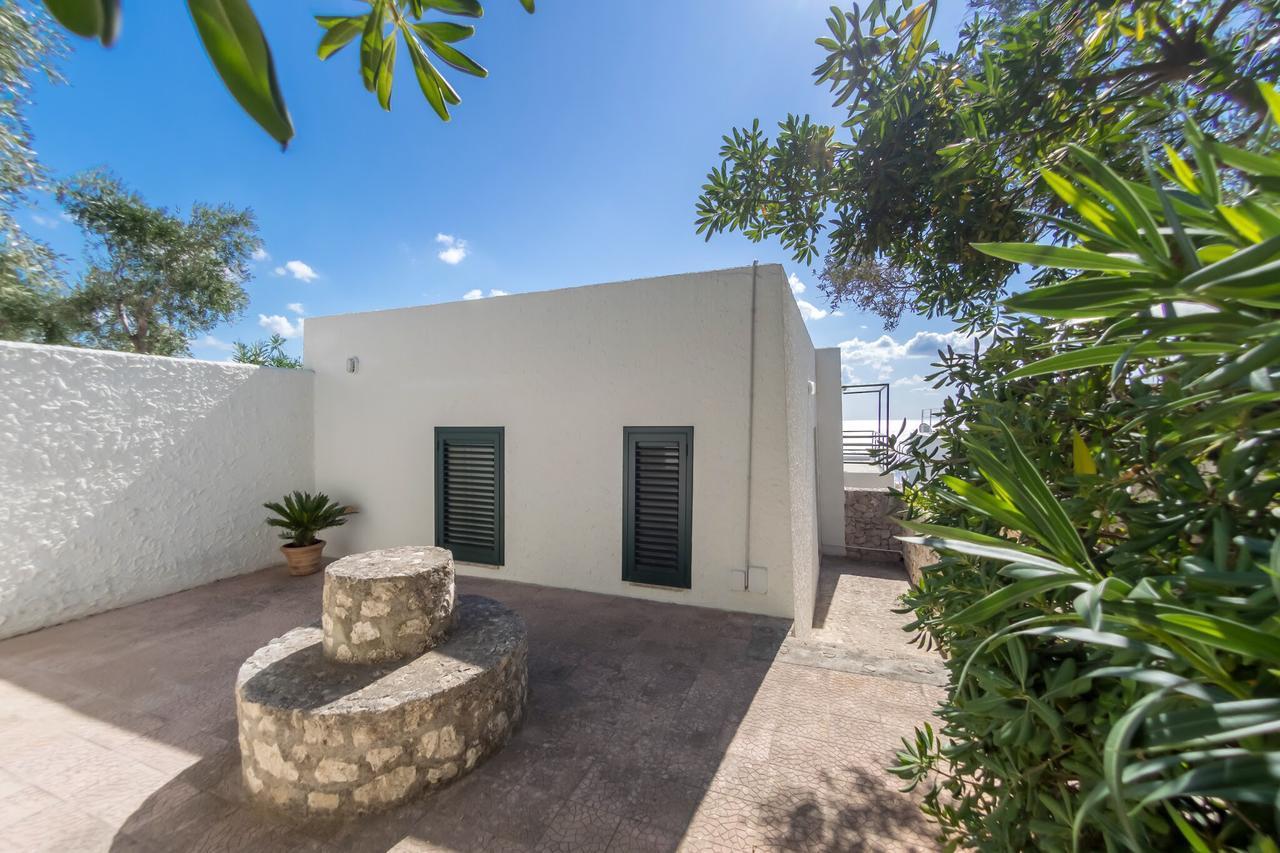 Residenza La Cicala Appartement Castro  Buitenkant foto